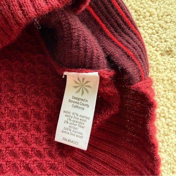 Athleta Merino Wool Turtleneck Sweater Women Size L Red Textured Knit Stretch - Picture 3 of 9